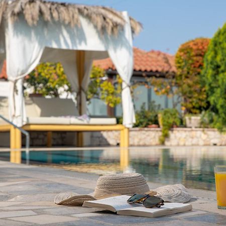 Elefteria Apts & Suites Kolymbia Exteriör bild