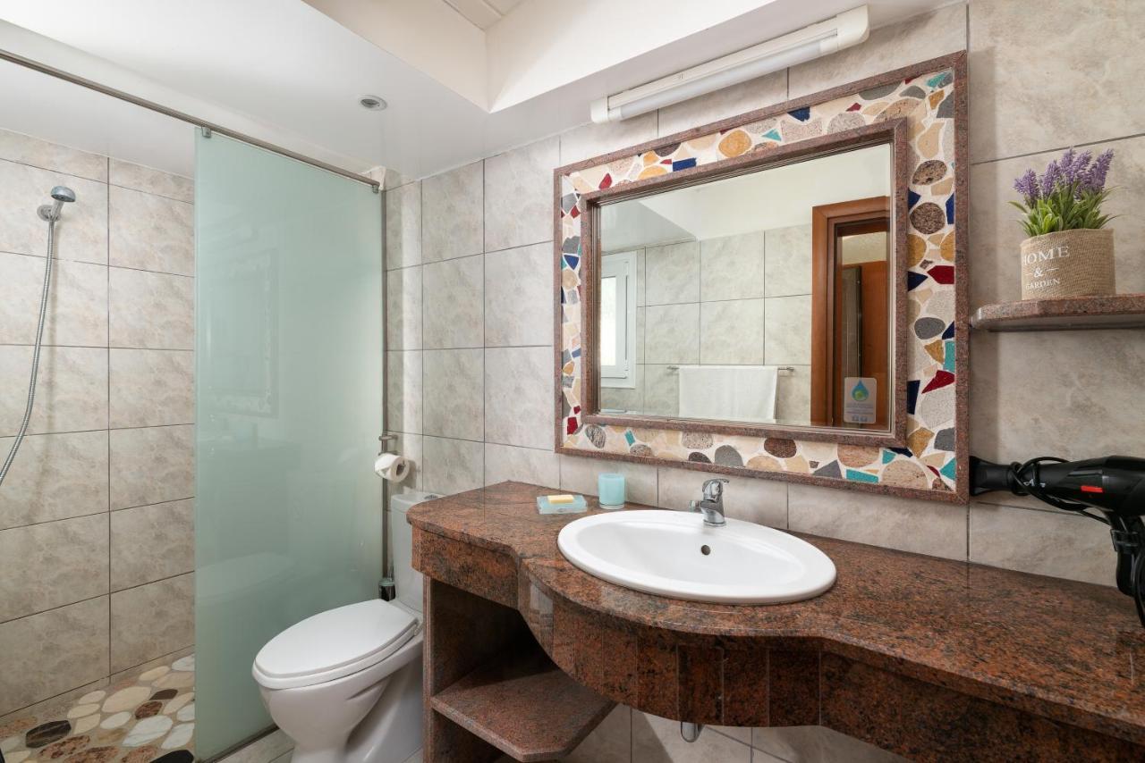 Elefteria Apts & Suites Kolymbia Exteriör bild