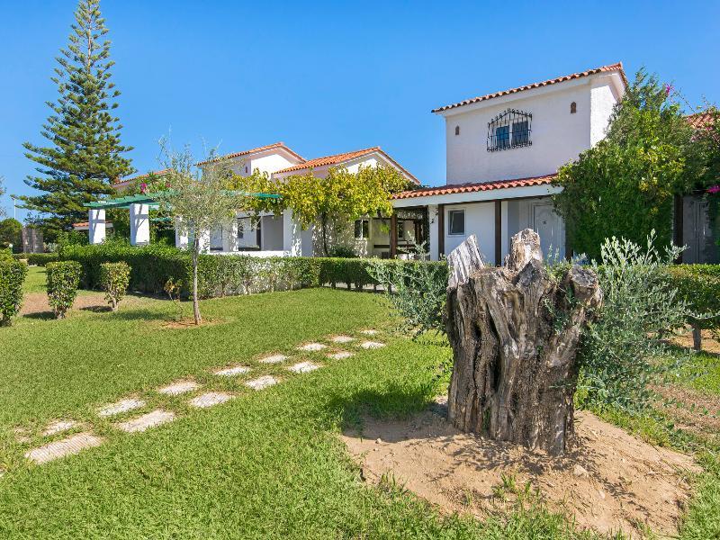 Elefteria Apts & Suites Kolymbia Exteriör bild