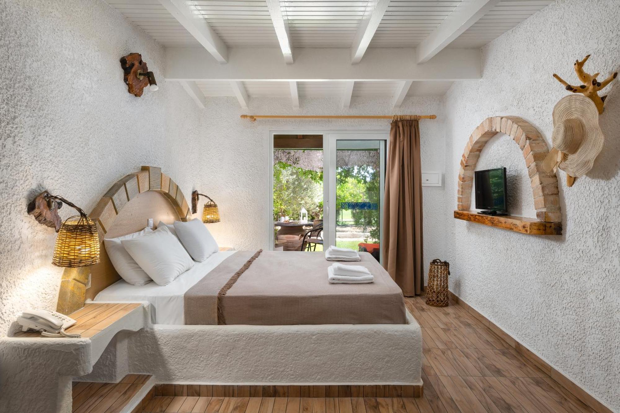 Elefteria Apts & Suites Kolymbia Exteriör bild
