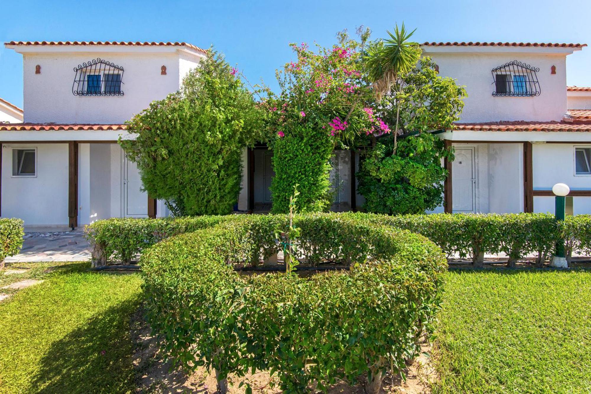 Elefteria Apts & Suites Kolymbia Exteriör bild