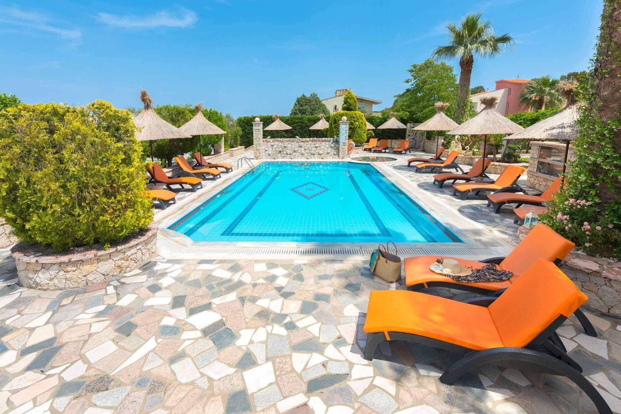 Elefteria Apts & Suites Kolymbia Exteriör bild